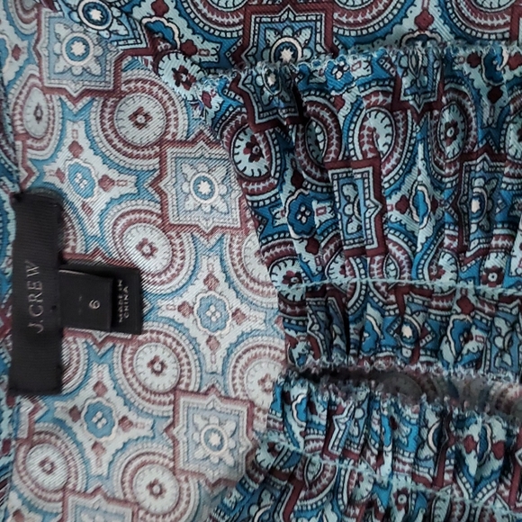 J. Crew geometric 100% Silk Margot Top Blouse size 6 Blue Brown - Picture 2 of 6